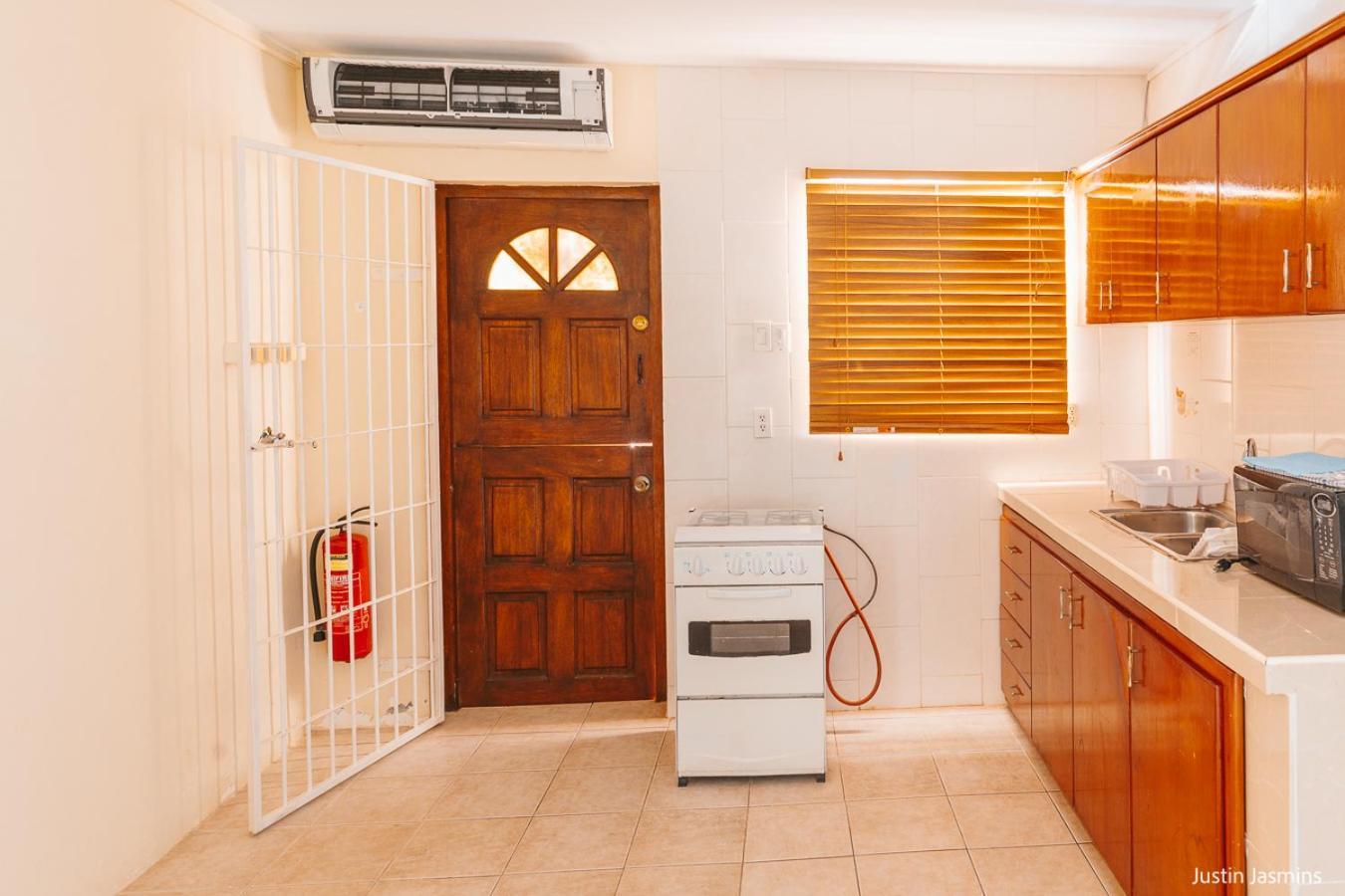 Nos Krusero Apartments Westpunt Екстер'єр фото